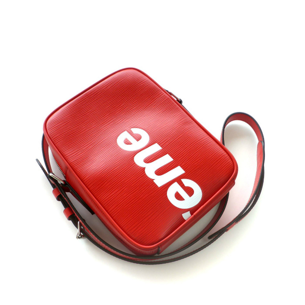 21-22AW 新作 シュプリーム ショルダーバッグ コピー   シュプリーム Leather Danube PM Shoulder   Bag Red 赤