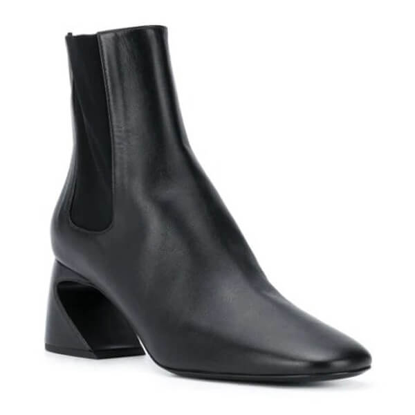 ジルサンダー ブーツ 偽物【JIL SANDER】モダンかつ上品なピンクベージュアンクルブーツ