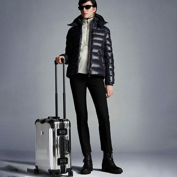 ​モンクレール リモワ 偽物 意外性抜群のコラボモデル RIMOWA スーツケース コピー 機内持込 Reflection