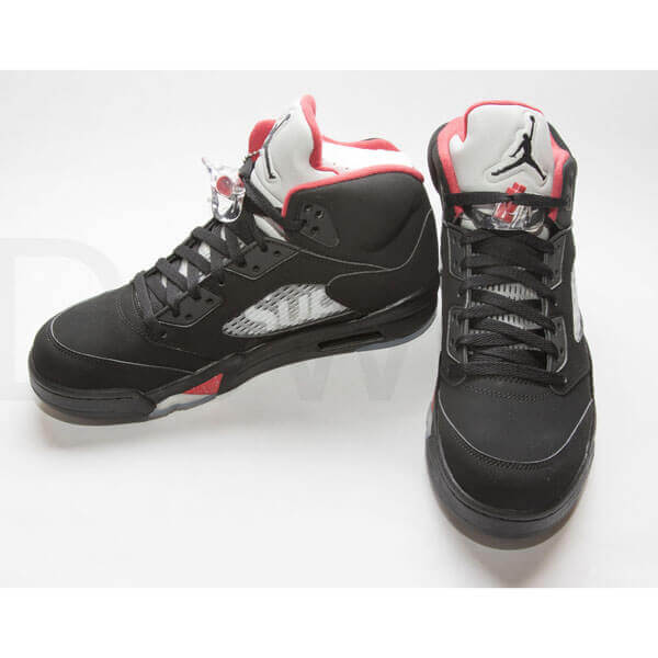 エアフォース シュプリーム 偽物 ナイキ シュプリーム Air Jordan 5 コラボBlack