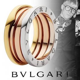 ブルガリ 18K コピーマルチカラーゴールド ビーゼロワン 3バンドリングお洒落に