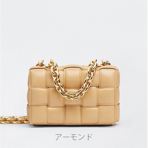 ​【パデットカセット 偽物】ボッテガヴェネタ ショルダーバッグ コピー ザチェーン カセット631421VBWZ0