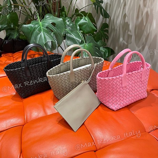 可愛い【ボッテガヴェネタMini Cabat 偽物】LEON インスタグラム掲載/マスト/Mini Cabat