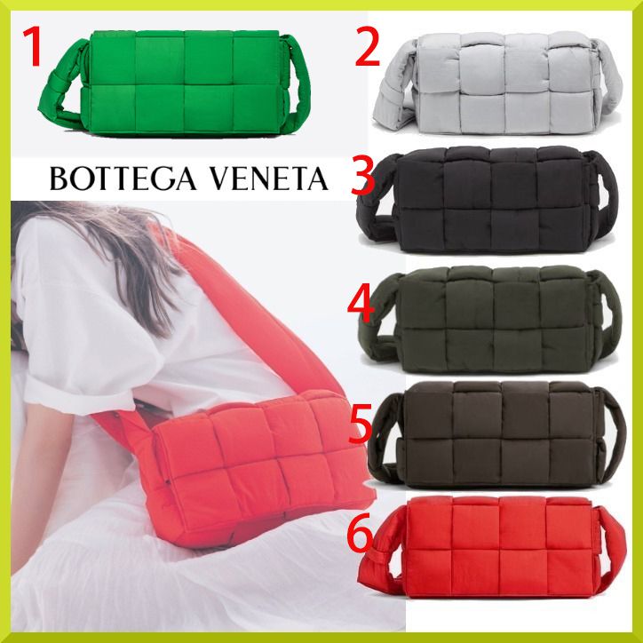 パデットカセット 偽物 BOTTEGA VENETA ザパデッド テック カセット ショルダーバッグ 628951VBO81