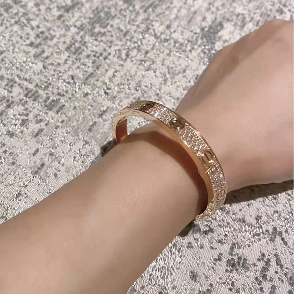 カルティエ ブレスレット コピーカルティエ ラブブレス 偽物 バングル ca004