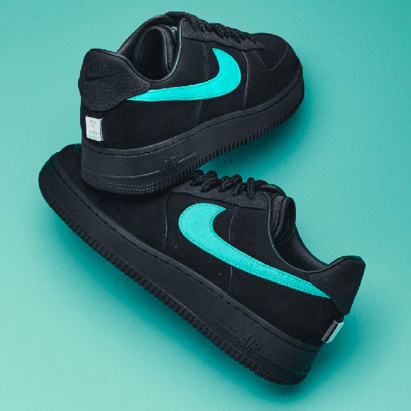 ナイキ ティファニー 偽物 nike ティファニー 偽物 ティファニー エアフォース1 Dunk Low ダンクSB Diamond Supply Co. 304292-402 意外性抜群のコラボモデル