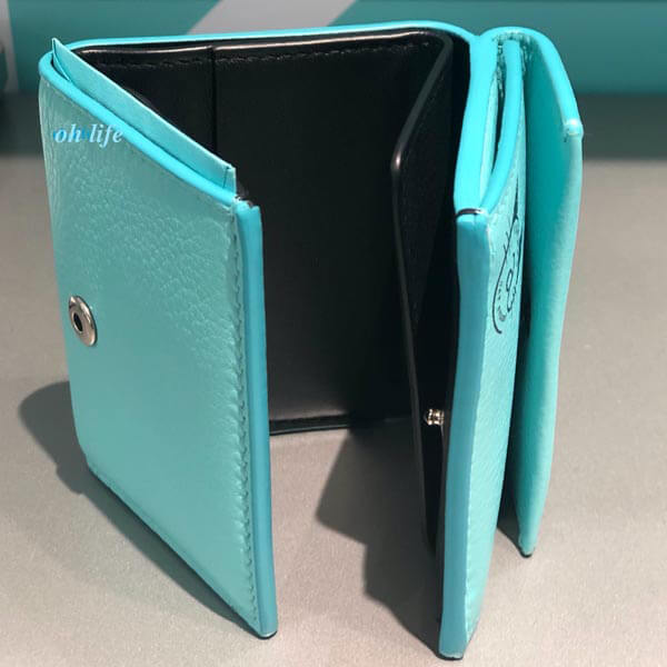 ティファニー キャットストリート財布 コピー TIFFANY ネコモチーフ​★猫 ​ストアロゴ入り★2021新作 ​小型二つ折り財布
