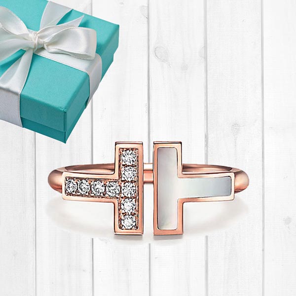 ティファニー Tリング 偽物【新作】Tiffany T マザーオブパール　リング ダイヤ付き18K