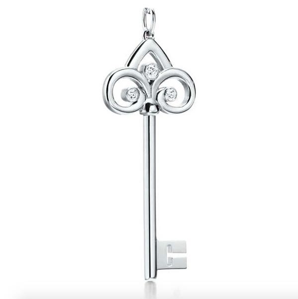 ティファニー ネックレス コピー 新作☆Tiffany Diamond Key Pendant