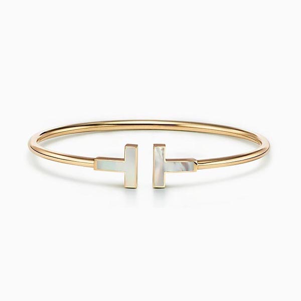 ティファニー Tブレスレット 偽物【Tiffany&Co.】大人気☆Mother-of-pearl Wire Bracelet 18K GOLD