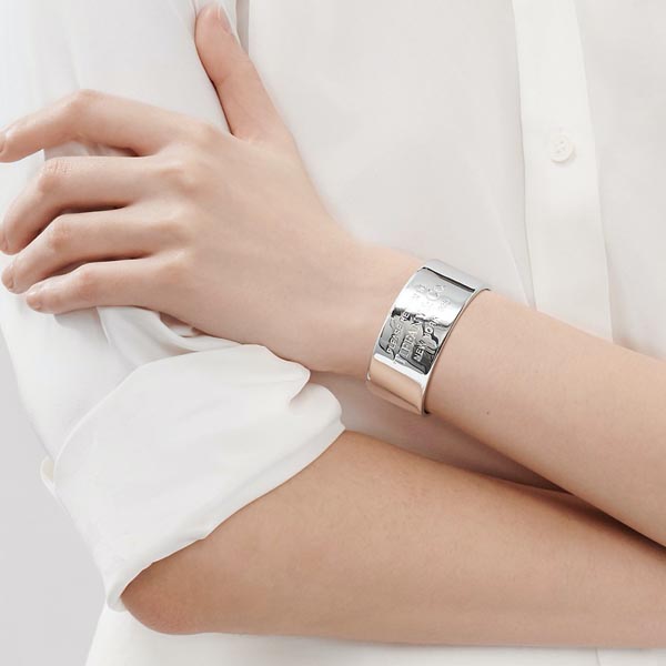 ティファニー カフ 偽物【Tiffany&Co.】新作☆リターン トゥ ティファニー ワイド カフ