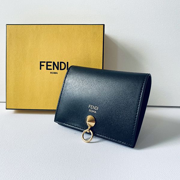 フェンディ 財布 偽物☆金具がおしゃれ　By the way コンパクトウォレット