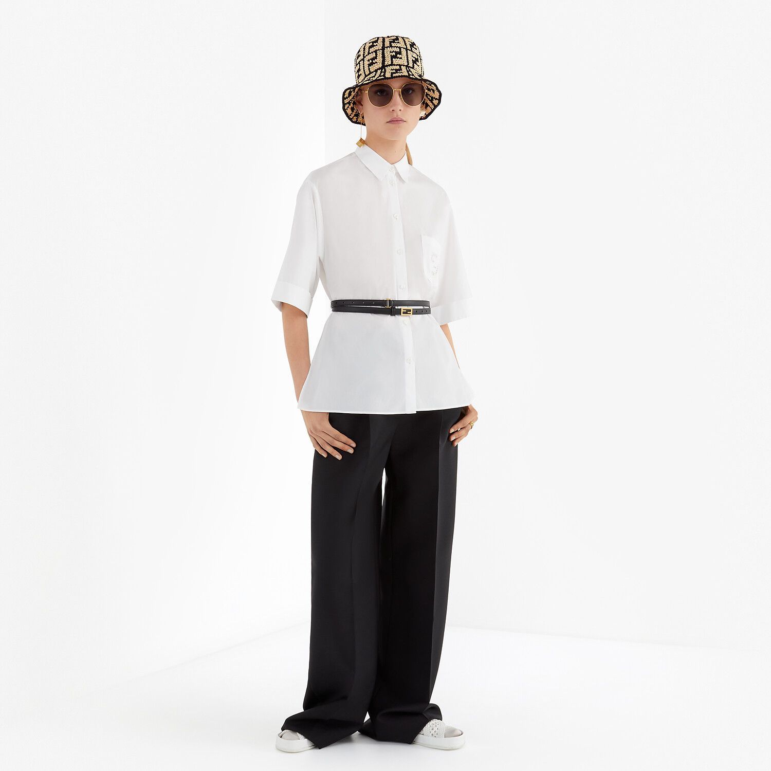 ​フェンディ キャップ 偽物 21SS FFロゴ ラフィアバゲットハット*ベージュ FXQ688ADRHF1E14
