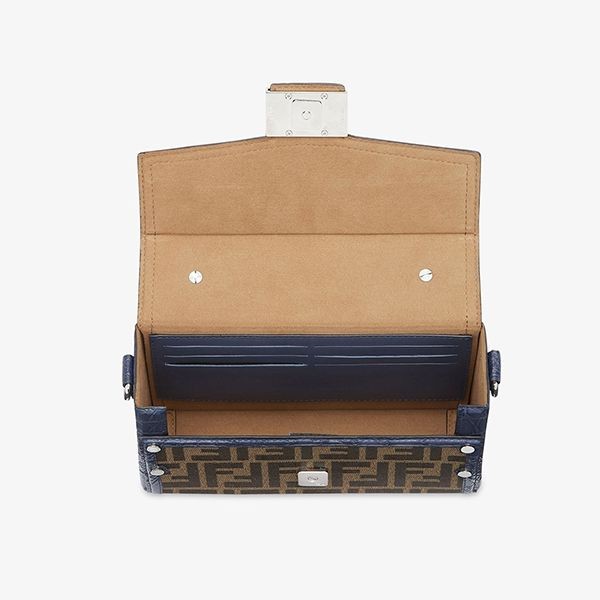 完売前に新作を先取り！フェンディ 偽物 バゲット ソフトトランク FFロゴ バッグ 7VA565AL8SF1JMN
