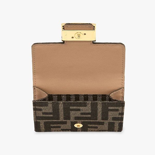 関税込み22AW フェンディ マイクロ 三つ折り財布 コピー FFロゴ レザー 8M0395A98PF0A6E