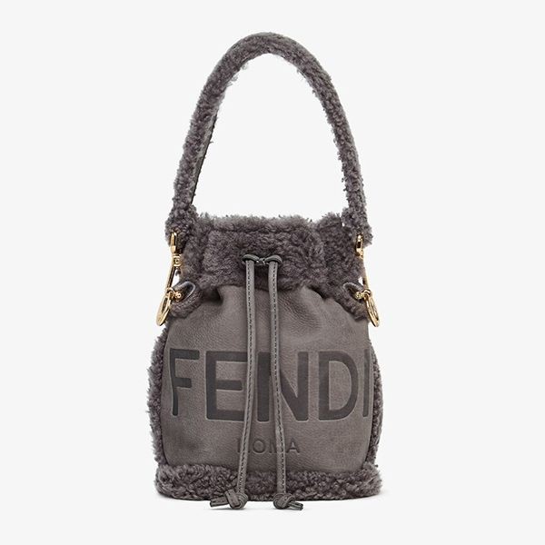 フェンディ もこもこ 偽物モントレゾールヌバック ミニバッグ 2色 8BS010AL9IF136T