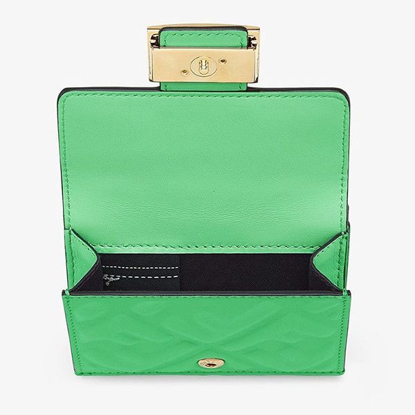 フェンディ 偽物マイクロ ナッパレザー 三つ折り財布 5色 8M0395AAJDF0KUR