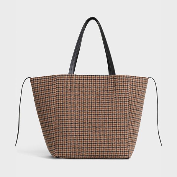 お気に入り◇セリーヌ トートバッグ 偽物 スモール カバファントム Bag