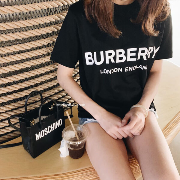 バーバリー 偽物 Burberry バーバリー Tシャツ コピー ロゴプリント コットンTシャツ ブラック 8008894 超限定