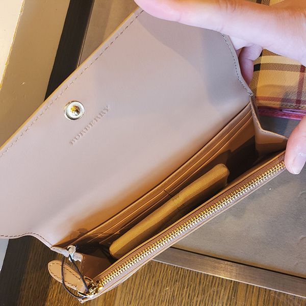 バーバリー 偽物★Harris Wallet ロゴ ハウスチェック 二つ折り 長財布 80328701