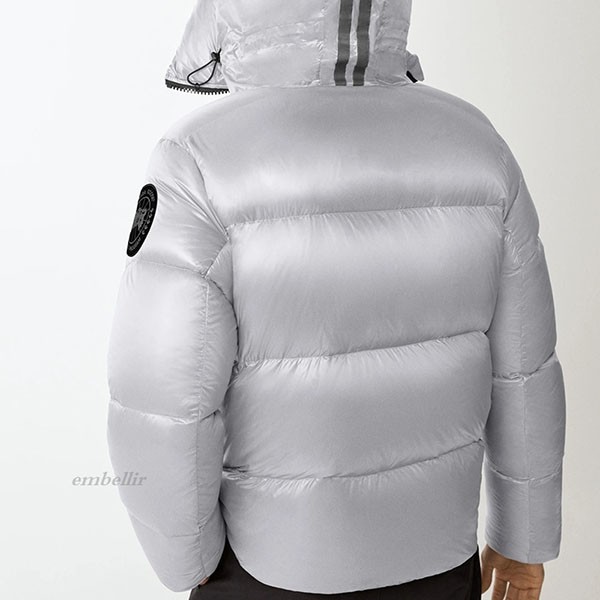 【人気商品】ナダグース 偽物 CROFTON PUFFER ブラックレーベル 2252M