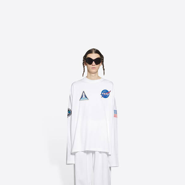 【バレンシアガ Tシャツ 偽物】×NASAコラボ SPACE 長袖Tシャツ 662496TKVD79040