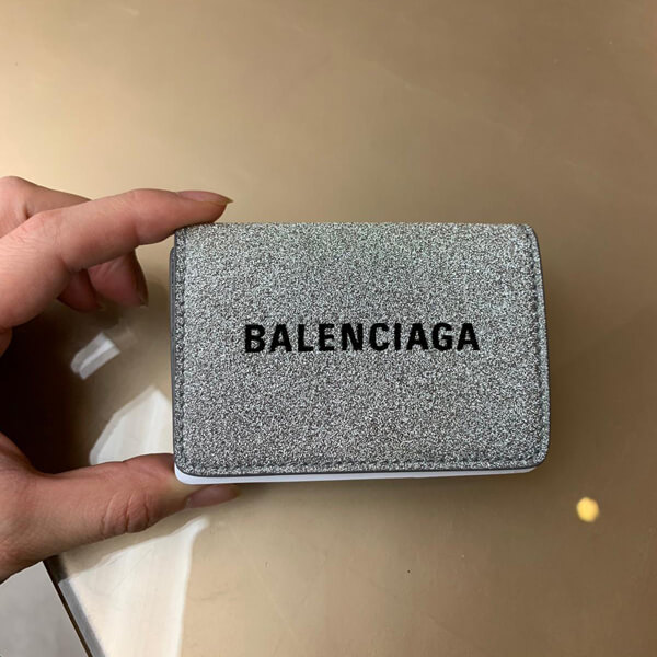 バレンシアガ ミニ財布 コピー バレンシアガ 19新ロゴミニ財布☆各バージョン稀少！日本未入荷追跡付き発送