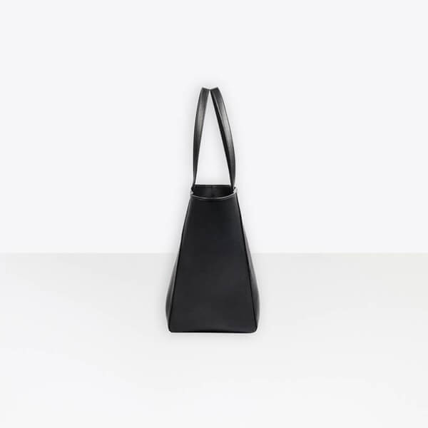 ◆バレンシアガ バッグ 偽物◆everyday east-west トートバッグ 618284DLQ4N1000