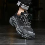 バレンシアガ トリプルs 偽物 2023新作 バレンシアガスーパーコピー 入手困難 ☆ 激レア Triple S Trainer ブラック