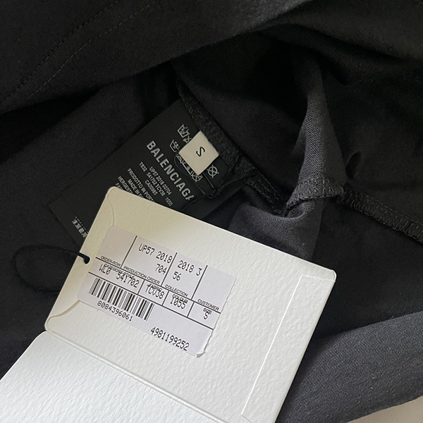 スピードハンターズ 偽物 関税込 バレンシアガ  Tシャツ 欲しい超限定