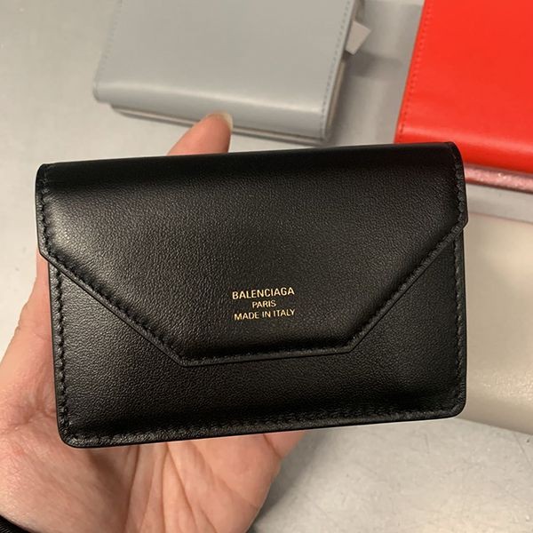 完売人気バレンシアガ エンべループミニウォレット＊各色日本未入荷