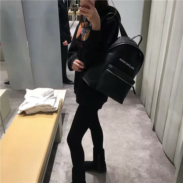 バレンシアガスーパーコピー バレンシアガ エブリディ バックパック 5O2847D6W2N1000