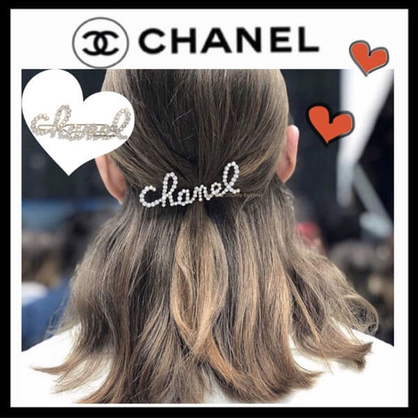 《新作限定早い者勝ち》シャネル バレッタ コピー パール＆ラインストーン ヘア クリップ/ヘアアクセサリー シャネル SWIRLING PEARLS AB2850 Y47927 Z8905