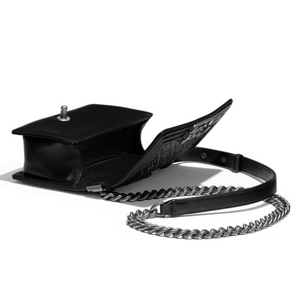 シャネル バッグ コピー BOY スモール ハンドバッグ カーフスキン A67085B0235594305