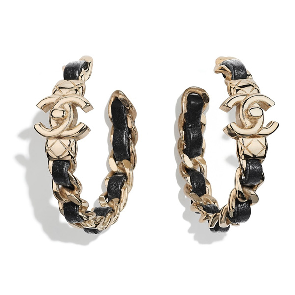 シャネル ピアス 偽物 ラムスキン ゴールド & ブラック AB6168 B05547 NC155