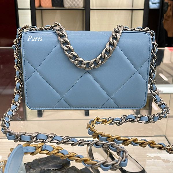 22SS！シャネル WOC 偽物シャネル19 ラムレザー BLUE《豪華で美しい！》