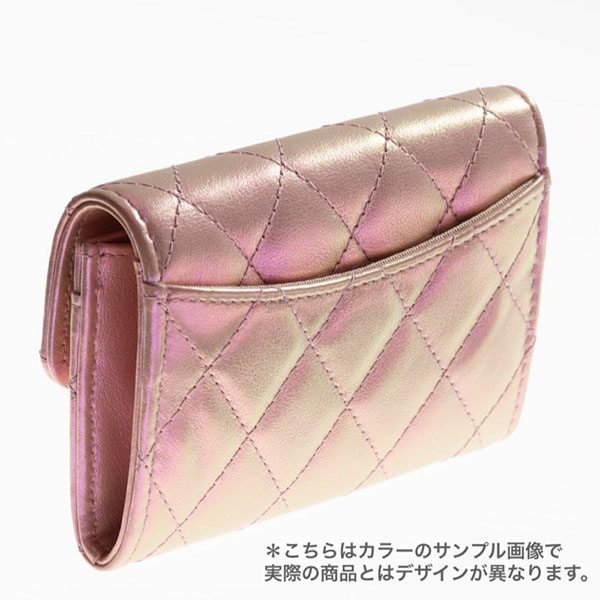 シャネル コンパクト財布 偽物★限定イリディッセントピンク 21KAP0231