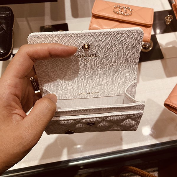 最新！シャネル フラップカードホルダー コピーAP3083 B09768 94305