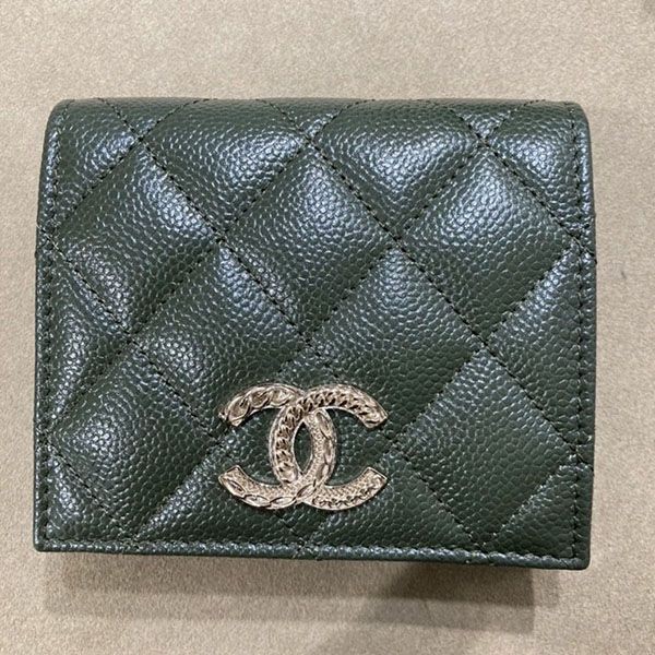 シャネル スモール ウォレット 折り畳み財布 偽物 AP3055 B09324 NK295