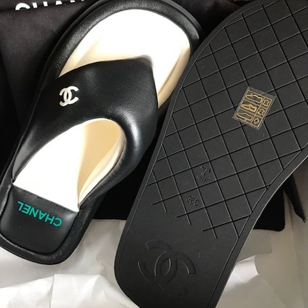 高品質シャネル トングサンダル パロディ レザー ブラック
