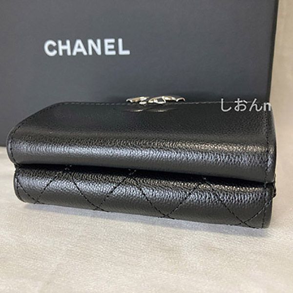 シャネル 22春夏プレ ミニウォレット 偽物 AP1175 B00035 94305