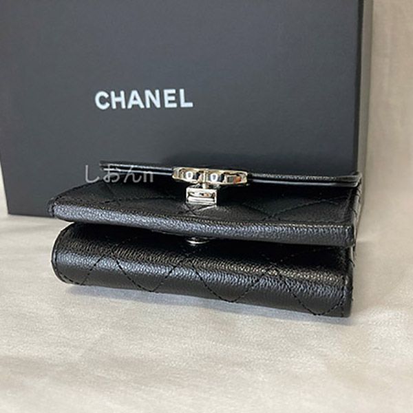 シャネル 22春夏プレ ミニウォレット 偽物 AP1175 B00035 94305