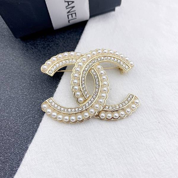 シャネル ブローチ パロディ大人気！シャネル BROOCH シャネル CCマーク ブローチ
