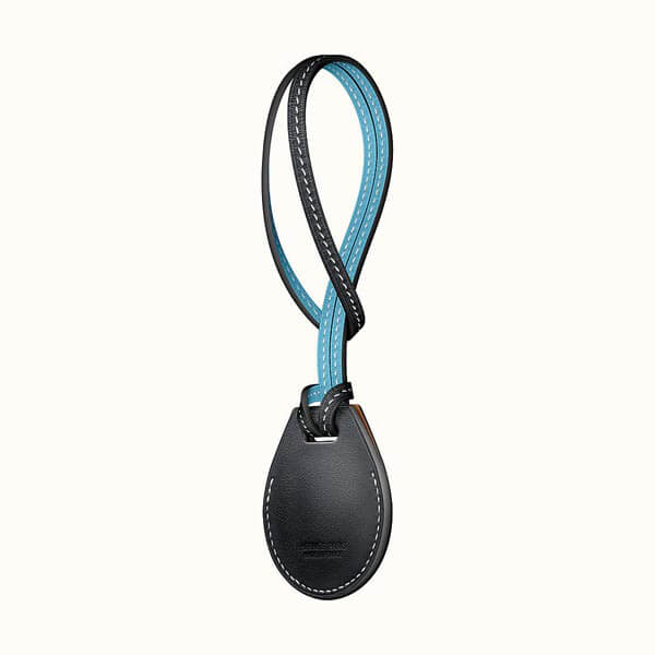 エルメス iPhoneケース コピー 日本未入荷 アップル AirTag バッグチャーム H00054313400