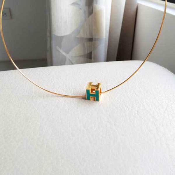 エルメス ペンダント スーパーコピーCage d\'Hエナメルペンダント☆グリーンXゴールド