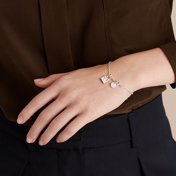 エルメス ケリー コピーシルバー ブレスレット アムレット Kelly