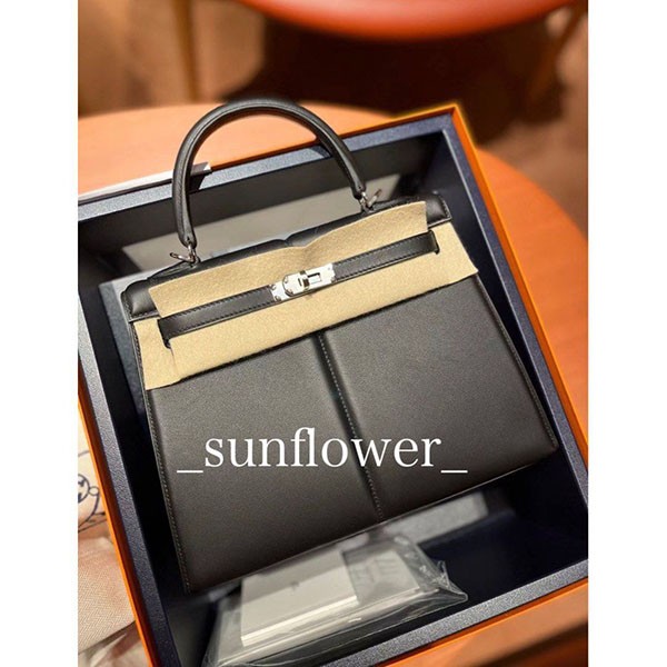 エルメス ケリー コピー Kelly25 パデッド ブラック/シルバー金具
