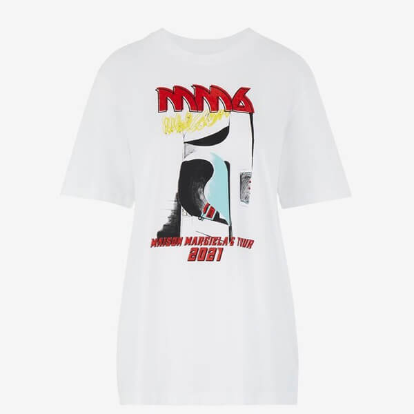 【メゾンマルジェラ Tシャツ パロディ】レトロなマルジェラ6ツアープリント S52GC0211S23955100