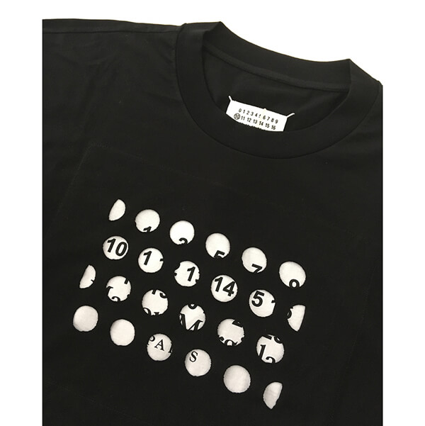 メゾンマルジェラ Tシャツ コピー☆マルジェラ トミーキャッシュ 偽物 入手困難 T-SHIRT 数字ロゴ Tシャツ