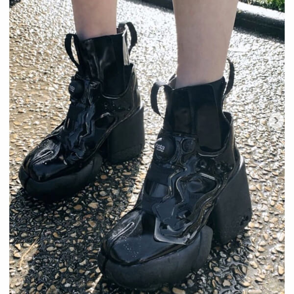 メゾンマルジェラ スニーカー 偽物 足袋ブーツ 偽物 x Reebok Tabi Instapump S34WU0023P3801H8382